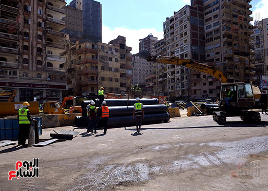 رئيس الوزراء يبدأ جولة تفقدية لعدد من المشروعات التنموية والخدمية بمحافظة الإسكندرية (1)