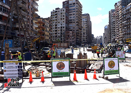 رئيس الوزراء يبدأ جولة تفقدية لعدد من المشروعات التنموية والخدمية بمحافظة الإسكندرية (5)