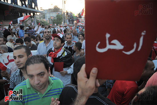 كارت أحمر فى الميدان ضد الإخوان