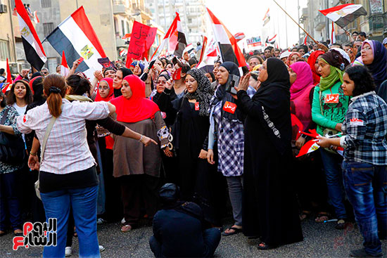 دور مهم للسيدة المصرية فى ثورة 30 يونيو