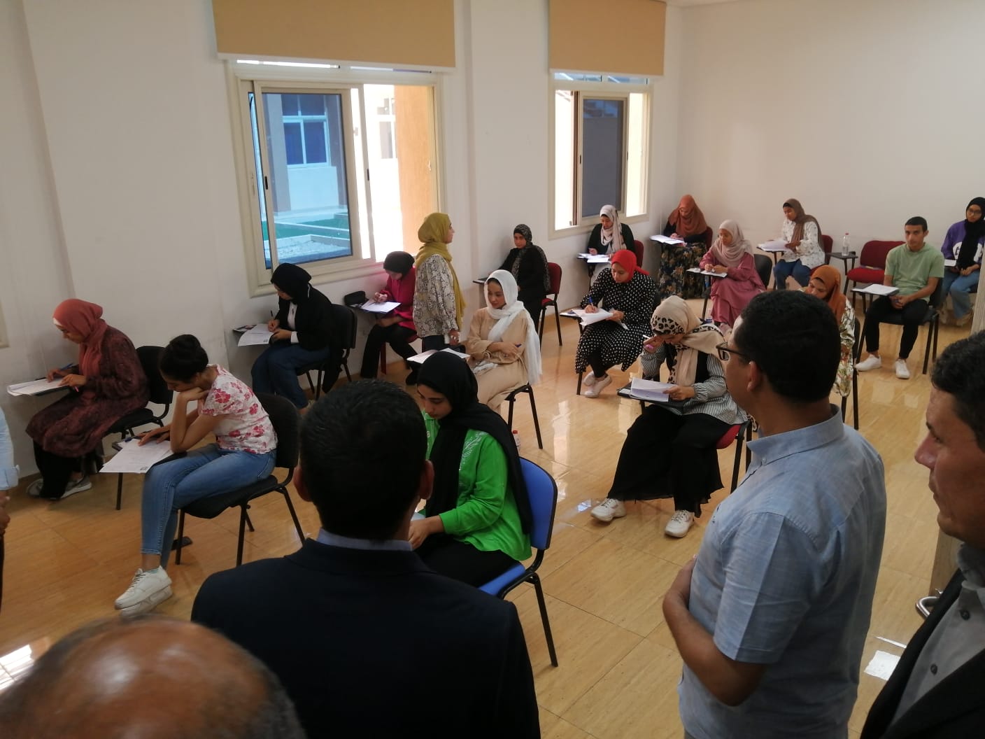 تفقد سير الإمتحانات وأعمال الكنترول بجامعة طيبة التكنولوجية تفقد سير الإمتحانات وأعمال الكنترول بجامعة طيبة التكنولوجية