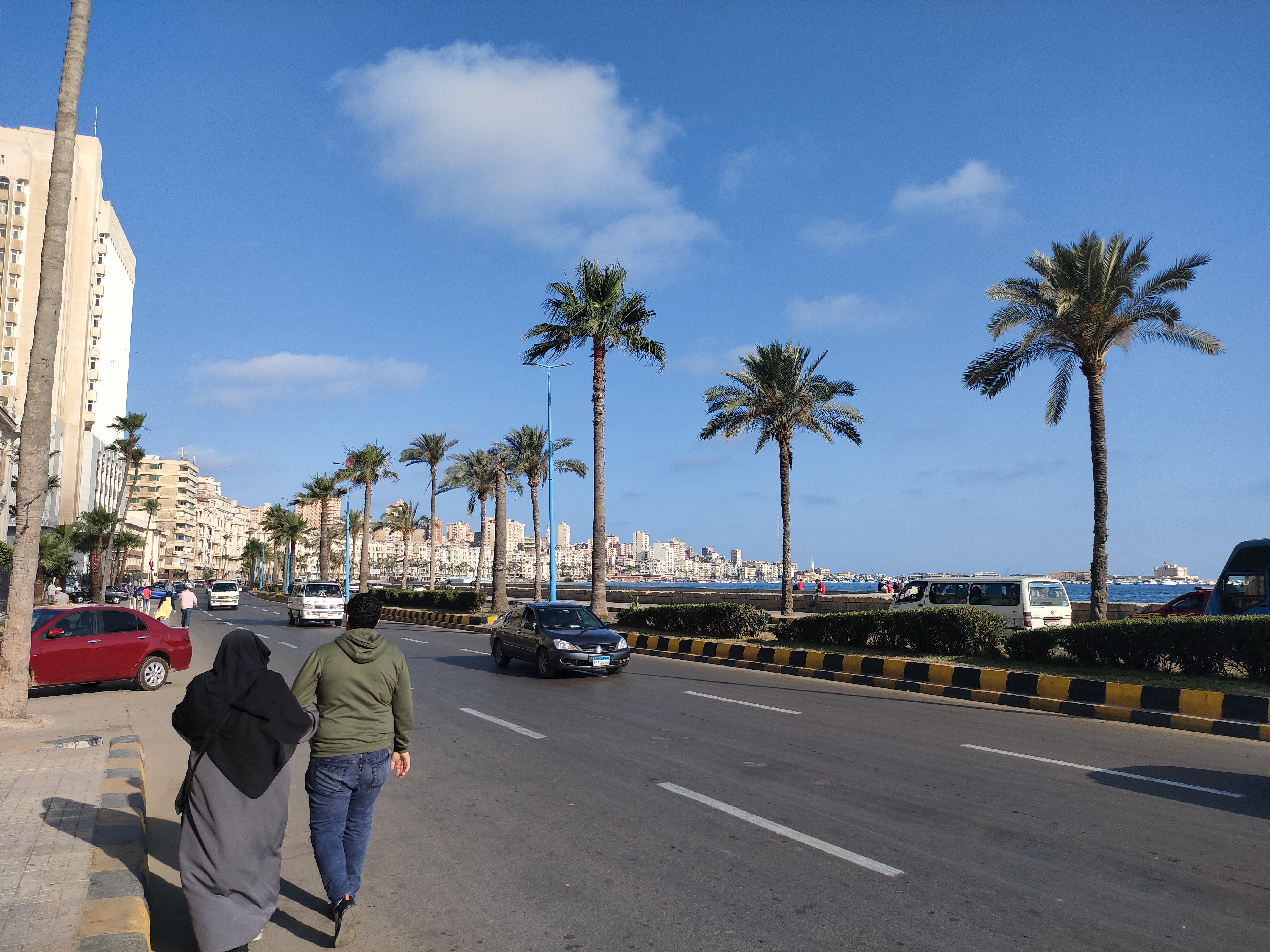 الطقس  في الإسكندرية  اليوم ودرجات الحرارة