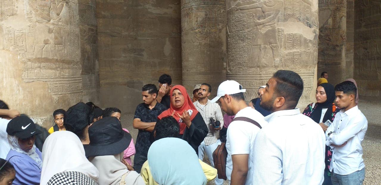 إدارة الوعي الأثرى بالأقصر تنظم زيارة لـ50 طالب بمعبد إسنا إدارة الوعي الأثرى بالأقصر تنظم زيارة لـ50 طالب بمعبد إسنا