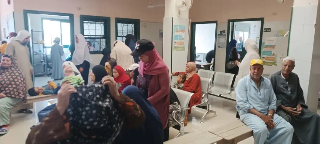 قوافل اللجنة الطبية العليا لمجلس الوزراء بالوادى الجديد (4)