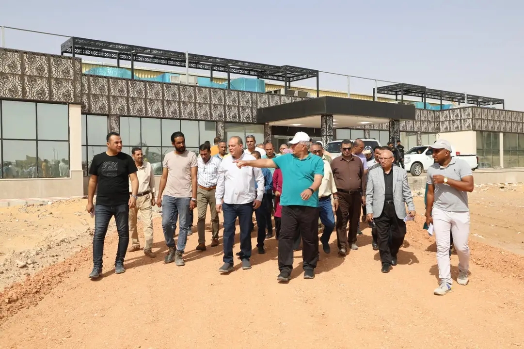 إجراءات تسكين وانتقال العاملين للعاصمة الإدارية الجديدة بالخارجة (7)