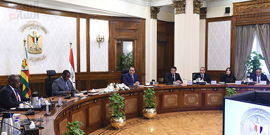 رئيس الوزراء يلتقي نائب رئيس الجمهورية في زيمبابوي (4)