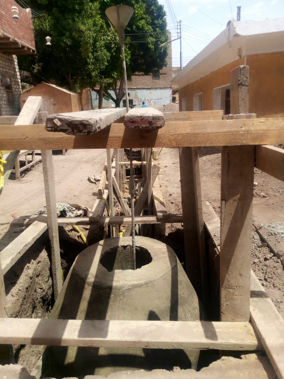 دخول الصرف الصحى لقرى إسنا