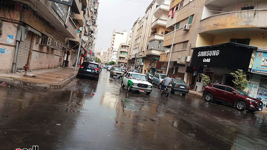 أمطار رعدية تضرب مناطق فى البحيرة (8)