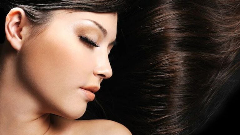 وصفات لتنعيم الشعر