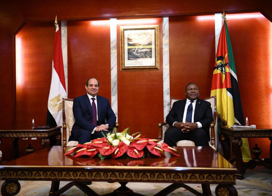 وصول الرئيس السيسى موزمبيق (7)