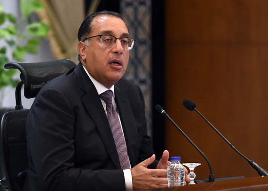 مؤتمر رئيس الوزراء (8)