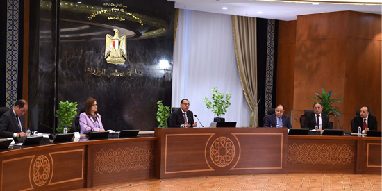 مؤتمر رئيس الوزراء (21)