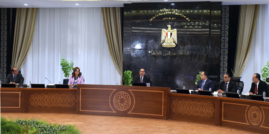 مؤتمر رئيس الوزراء (4)