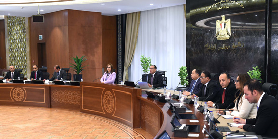 مؤتمر رئيس الوزراء (3)