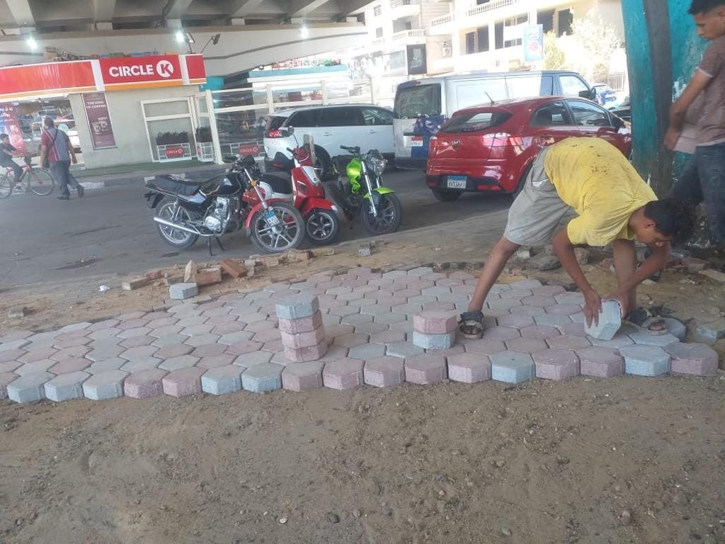 اعادة أراض مملوكة للدولة وغلق لمحلات مخالفة بدون تراخيص بمدينة نصر 1 اعادة أراض مملوكة للدولة وغلق لمحلات مخالفة بدون تراخيص بمدينة نصر 1