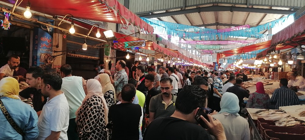 زحام السوق ببورسعيد