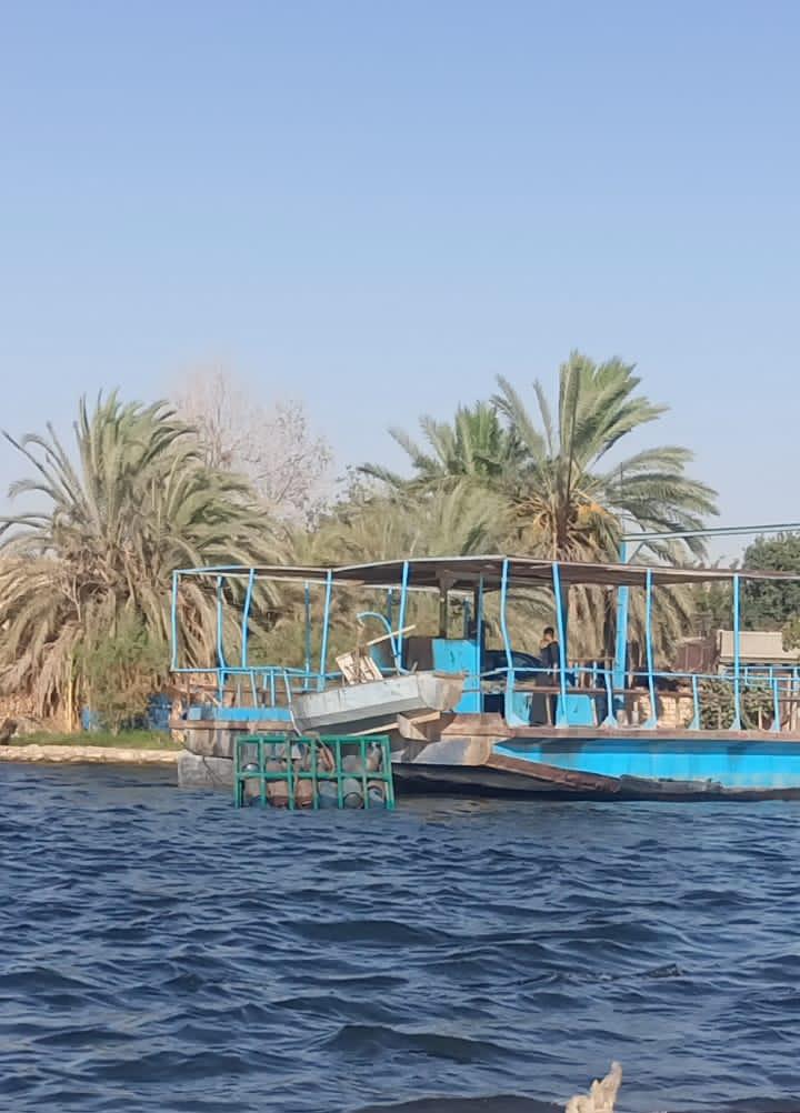سقوط سيارة بوتاجاز فى نهر النيل