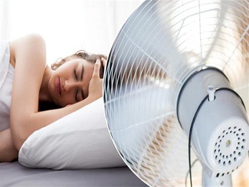 Sleeping in front of a fan