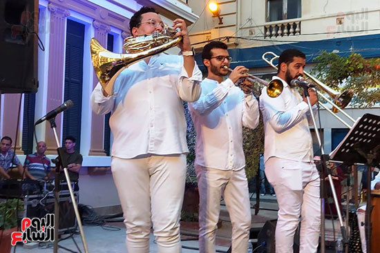 انطلاق المهرجان الصيفى للغناء بأوبرا الإسكندرية (2)