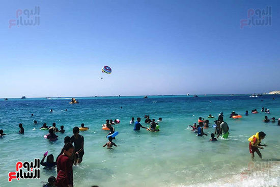 إقبال-كبير-على-شواطئ-مطروح-(2)