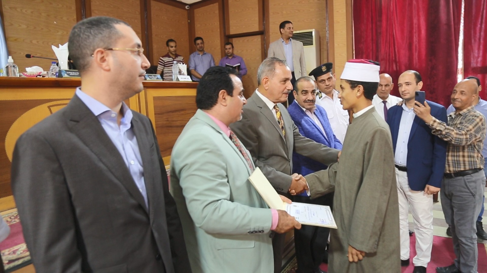 تكريم أزائل الشهادة الاعدادية الازهرية