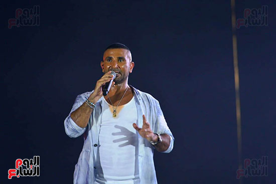 أحمد سعد يقدم باقة من أنجح أغنياته  (4)