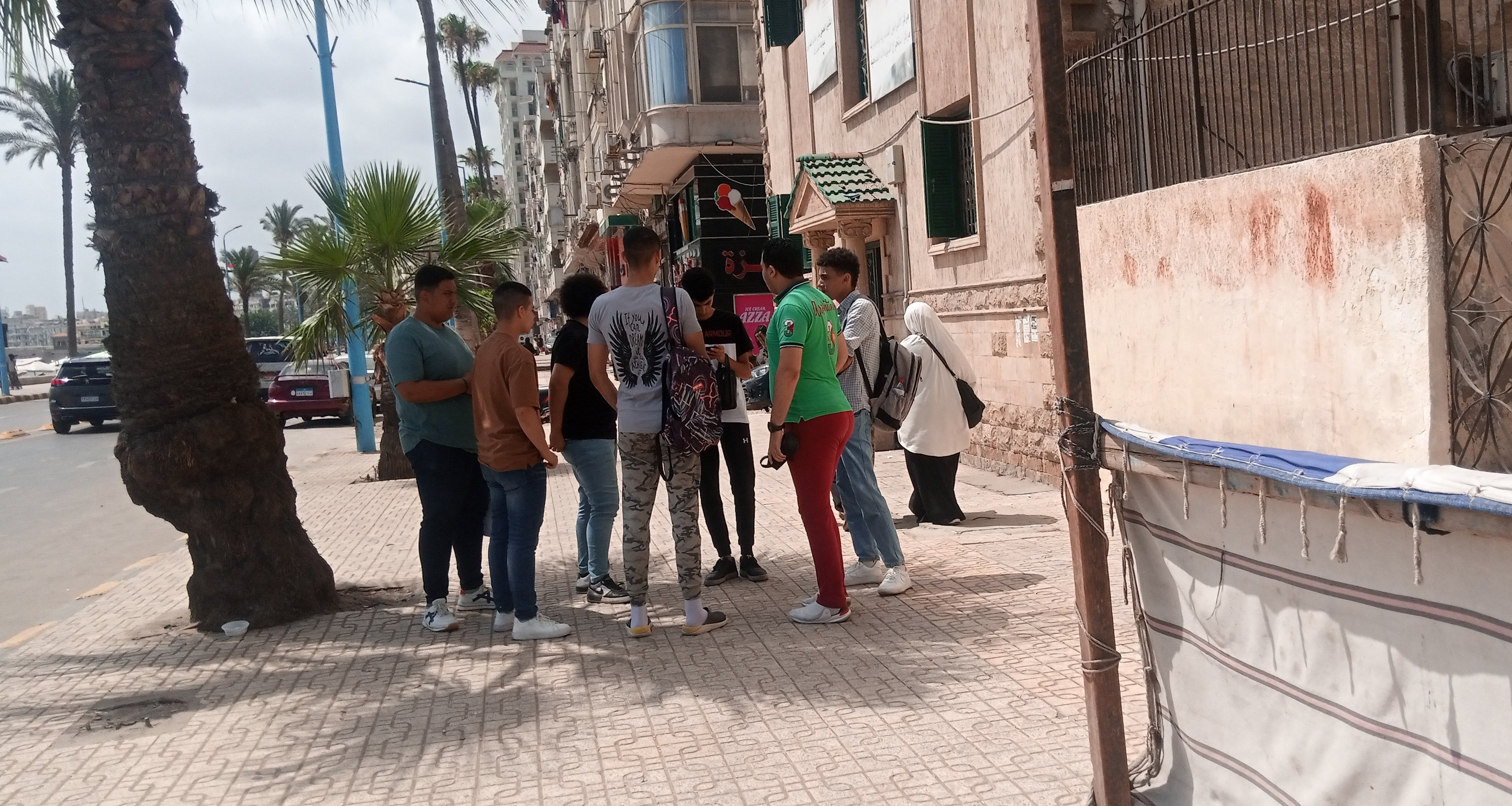 طلاب الثانوية العامة بالإسكندرية عقب الامتحانات