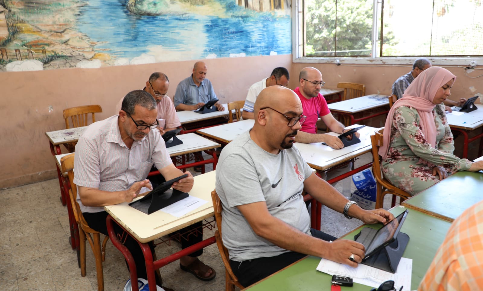 وزير التعليم يطمئن على أعمال التصحيح لامتحانات الثانوية العامة بكنترول الإسكندرية  (3)