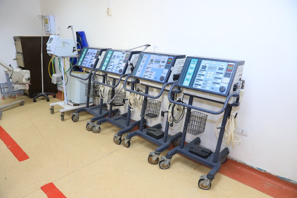 اجهزة حديثة بالمستشفيات
