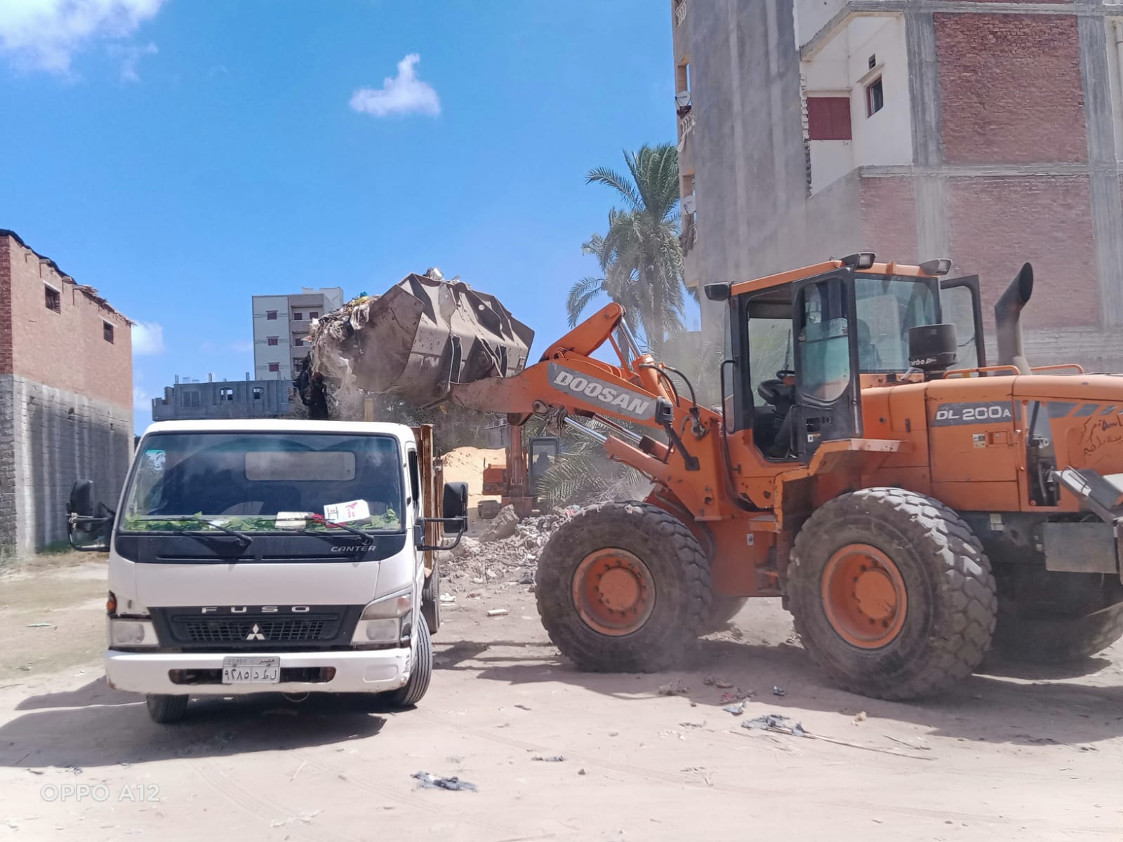 رفع القمامة ببلطيم
