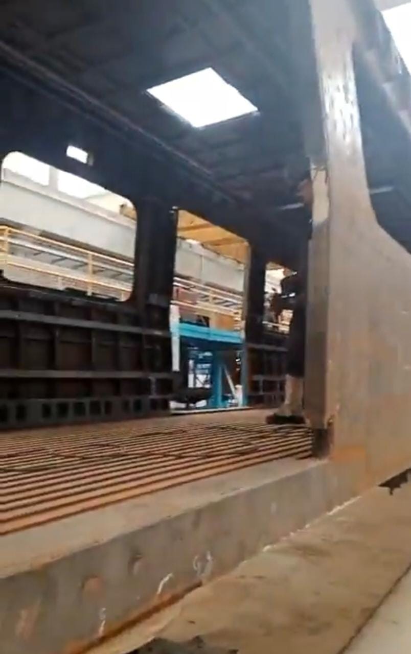 مراحل تصنيع قطار المترو بسيماف (17)