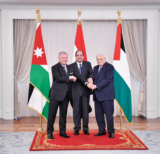 الرئيس عبد الفتاح السيسى والملك عبد الله الثانى والرئيس الفلسطيني محمود عباس
