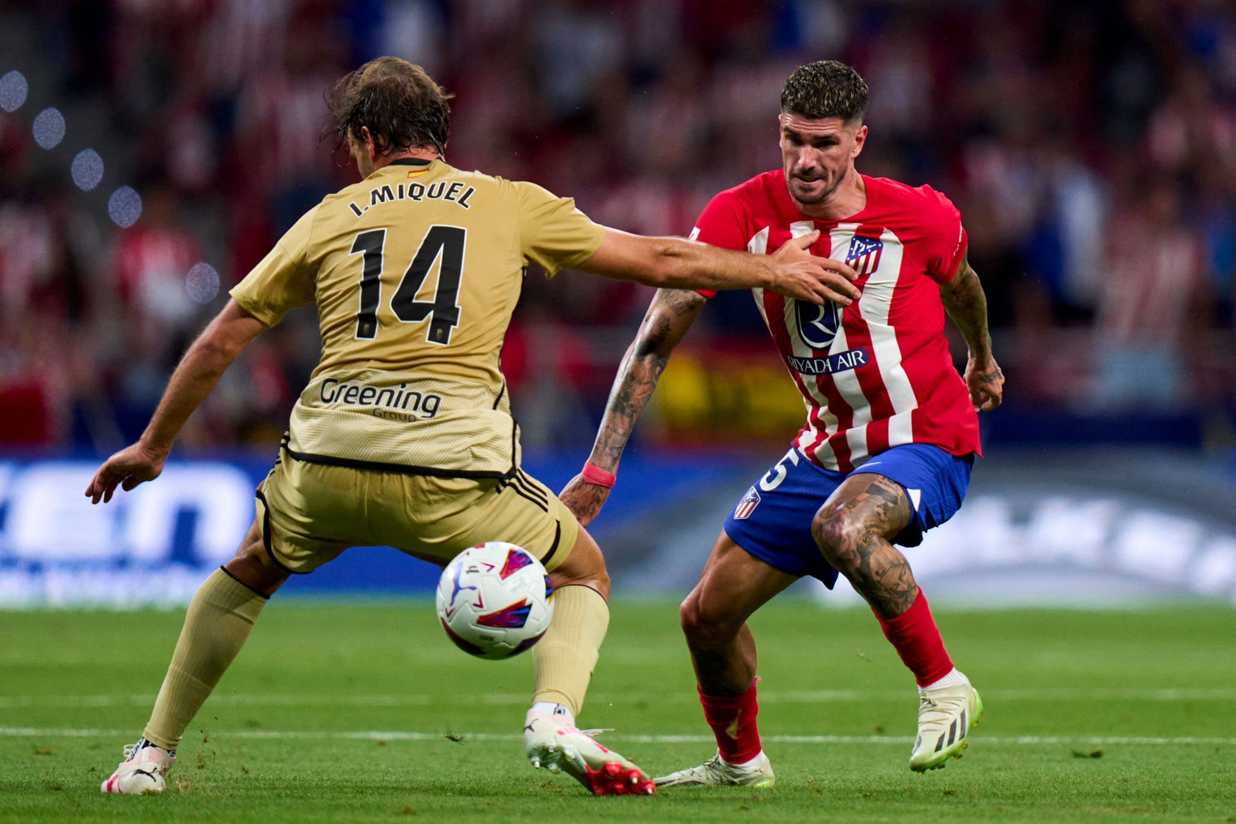 أتلتيكو مدريد ضد غرناطة (7)