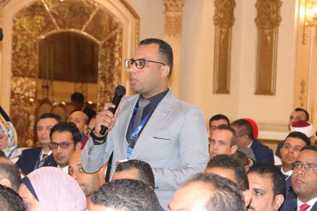 ابن الأقصر محمد عبد المنعم خلال المؤتمر