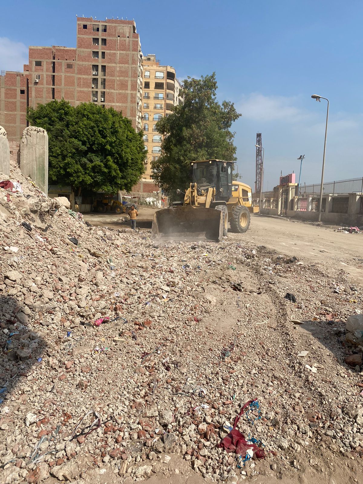  رفع مخلفات من شارع مسجد السلام بوراق الحضر استجابة للمواطنين (3)