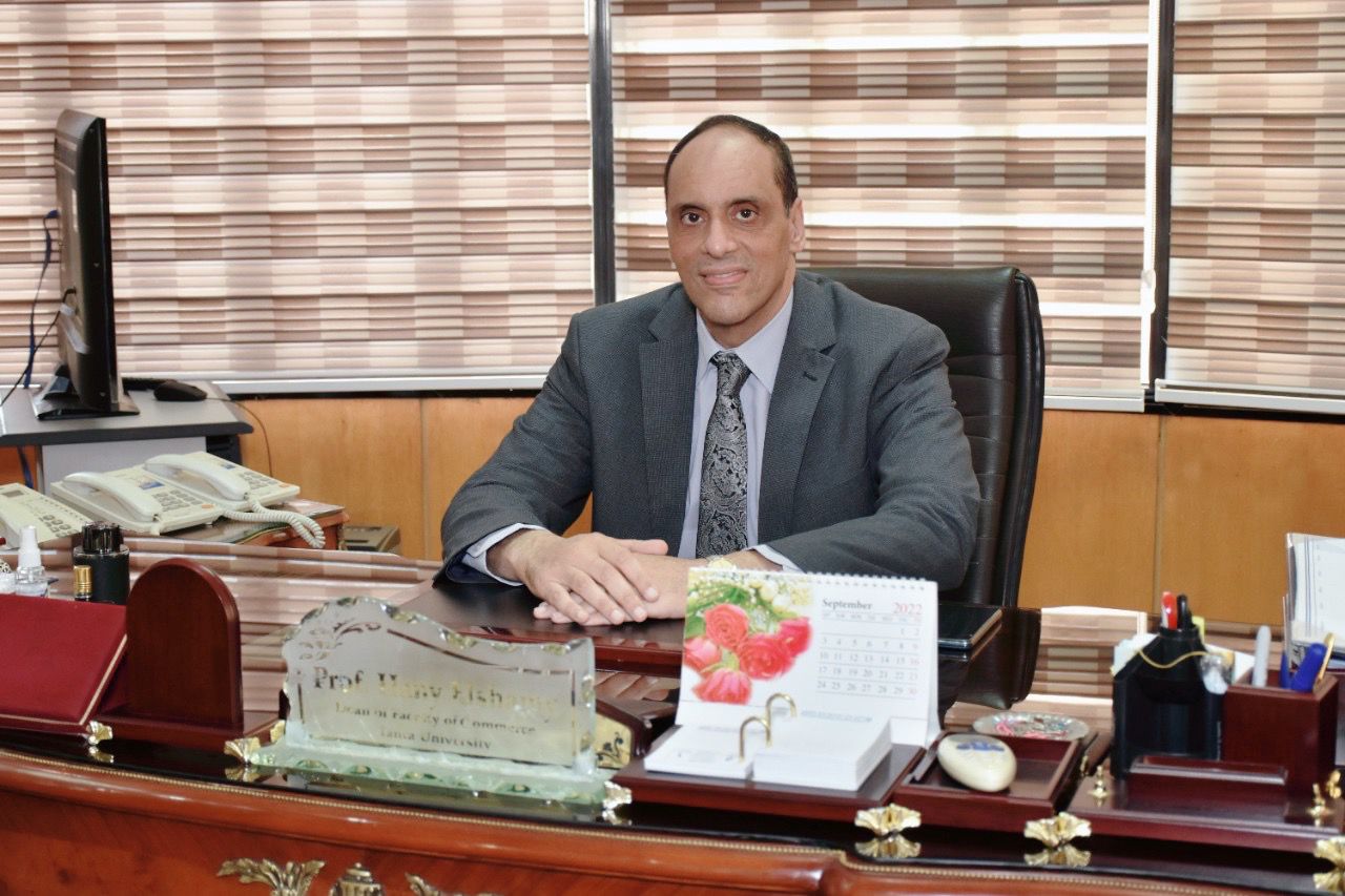 الدكتور هانى الشامي عميد كلية التجارة جامعة طنطا