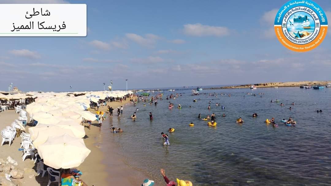 اقبال كبير على شواطئ الإسكندرية (6)