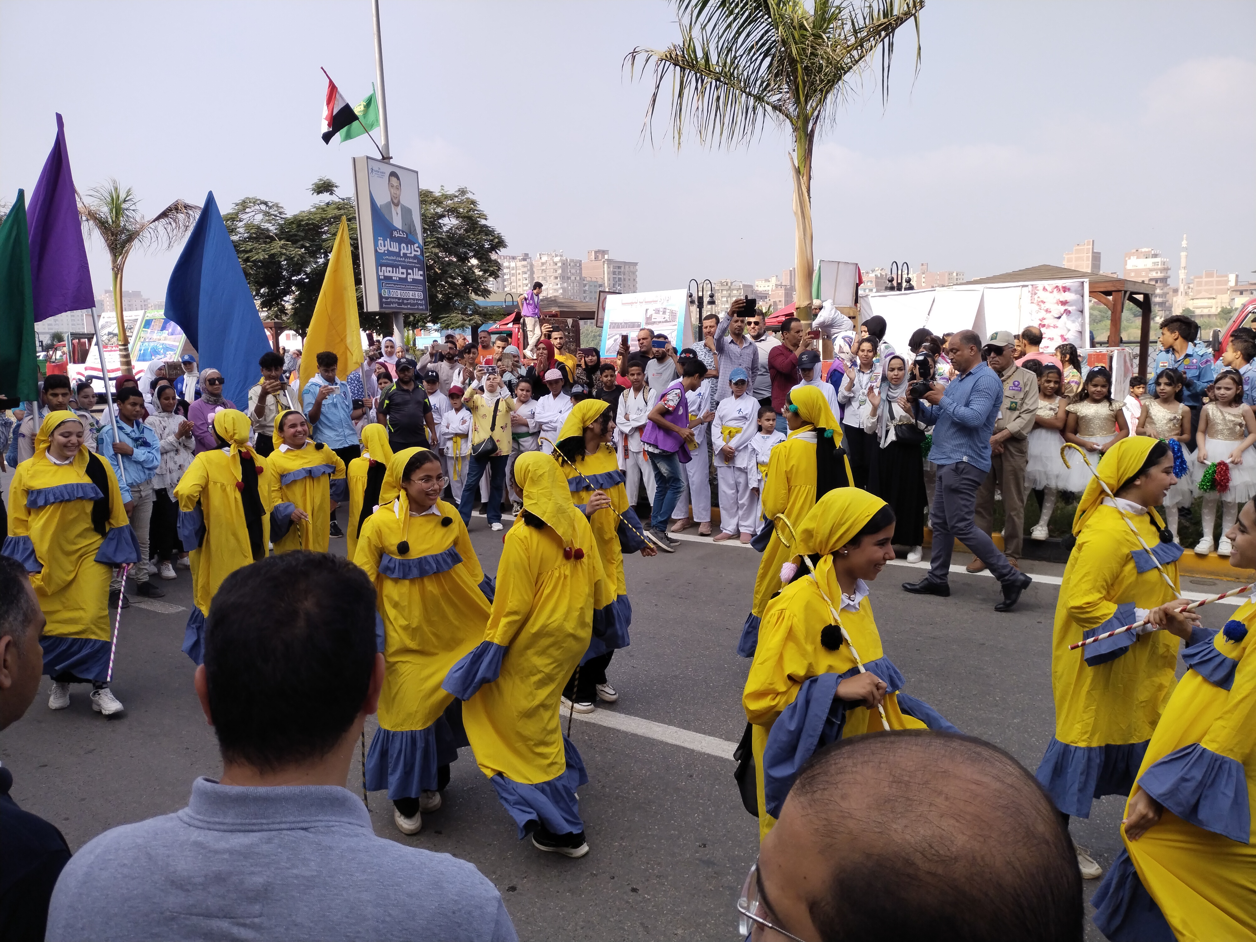 المحافظ يشهد مسيرة شبابية احتفالا بالعيد القومي (3)