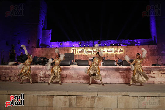 نجوم الأوبرا يتألقون في سهرة بأغاني عبد الحليم حافظ بمهرجان القلعة (11)