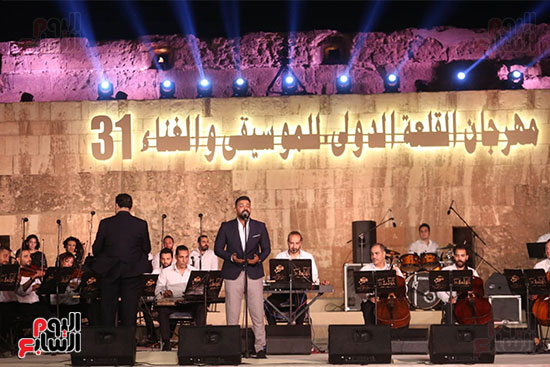 نجوم الأوبرا يتألقون في سهرة بأغاني عبد الحليم حافظ بمهرجان القلعة (57)