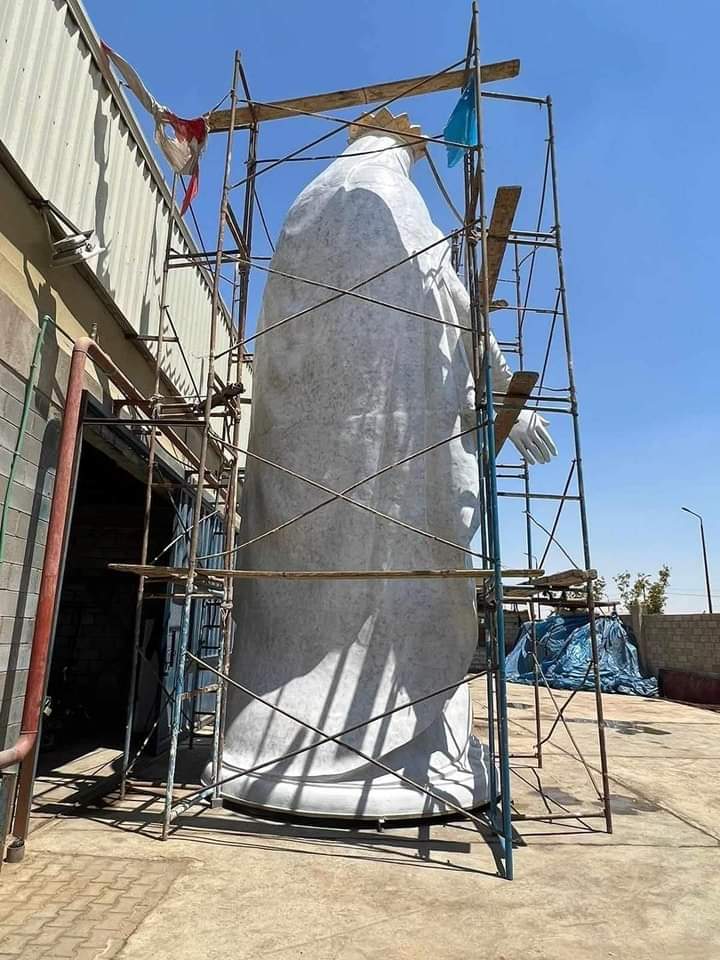 تمثال السيدة العذراء بدير درنكة (7)