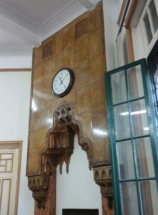 بغض الأعمال الفنية في المبنى بغض الأعمال الفنية في المبنى