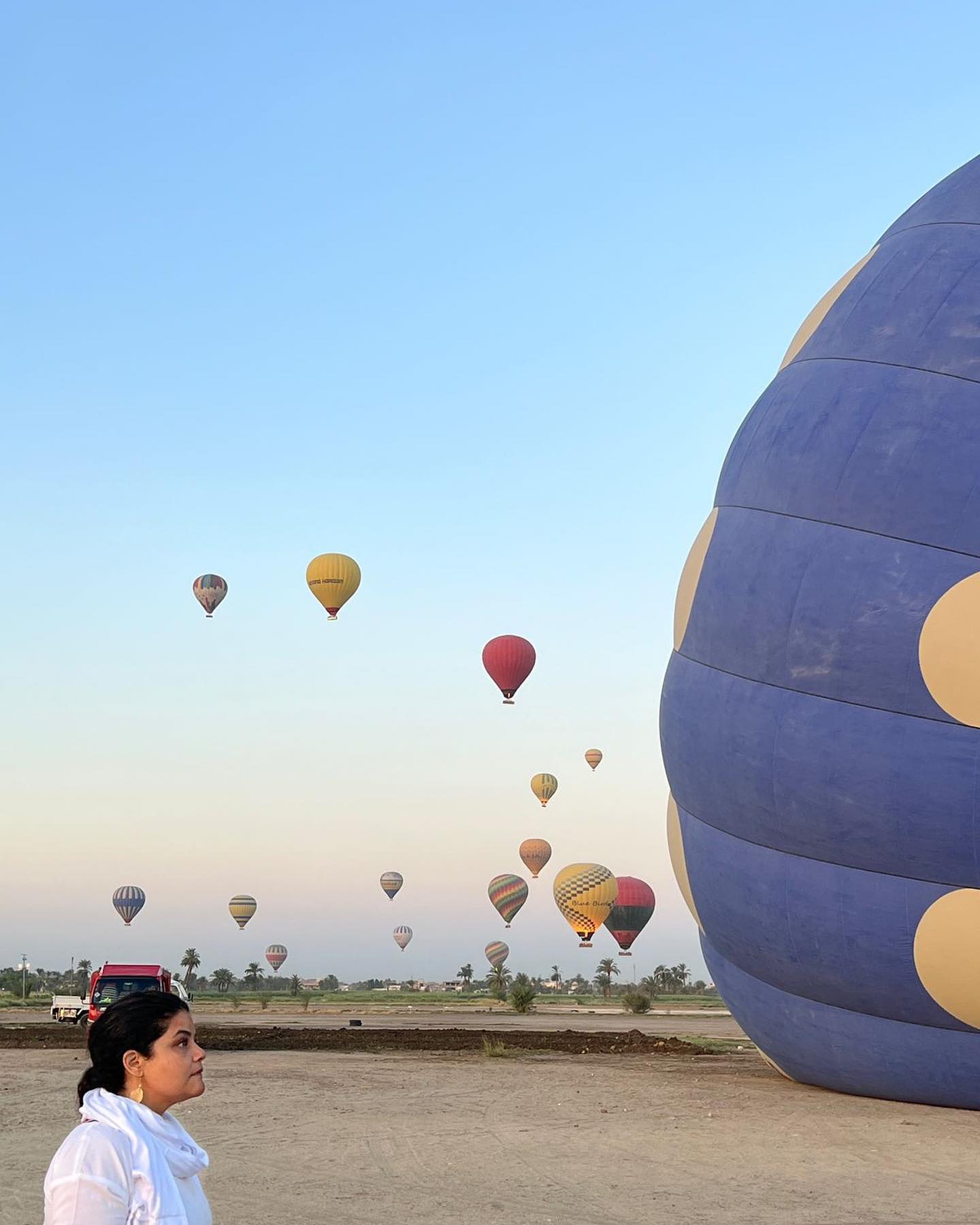 خروج رحلات البالون غرب الأقصر