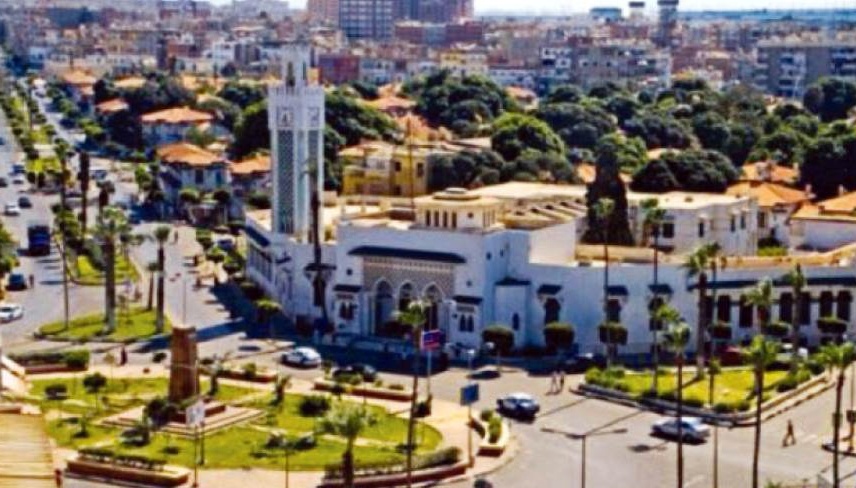 المبنى من الخارج المبنى من الخارج