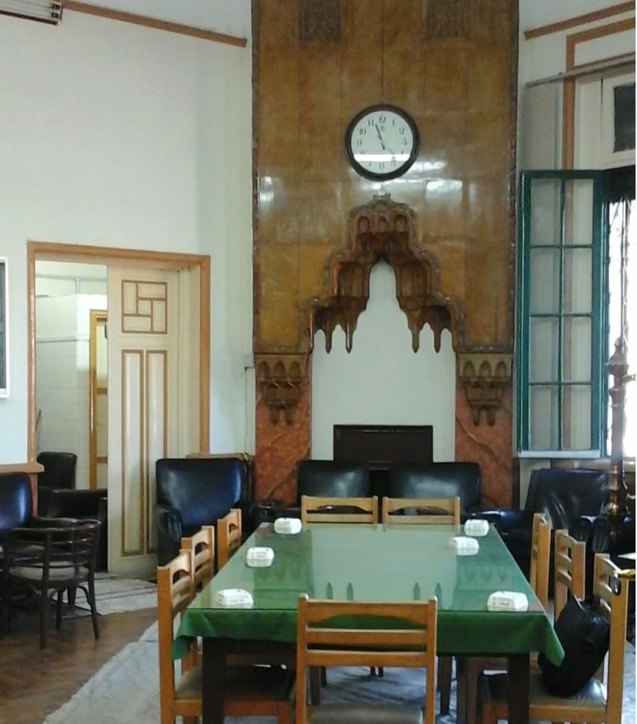 احدي القاعات من الداخل احدي القاعات من الداخل