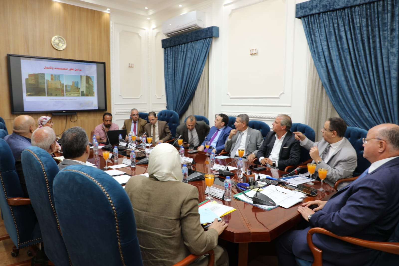 اجتماع محافظة القاهرة