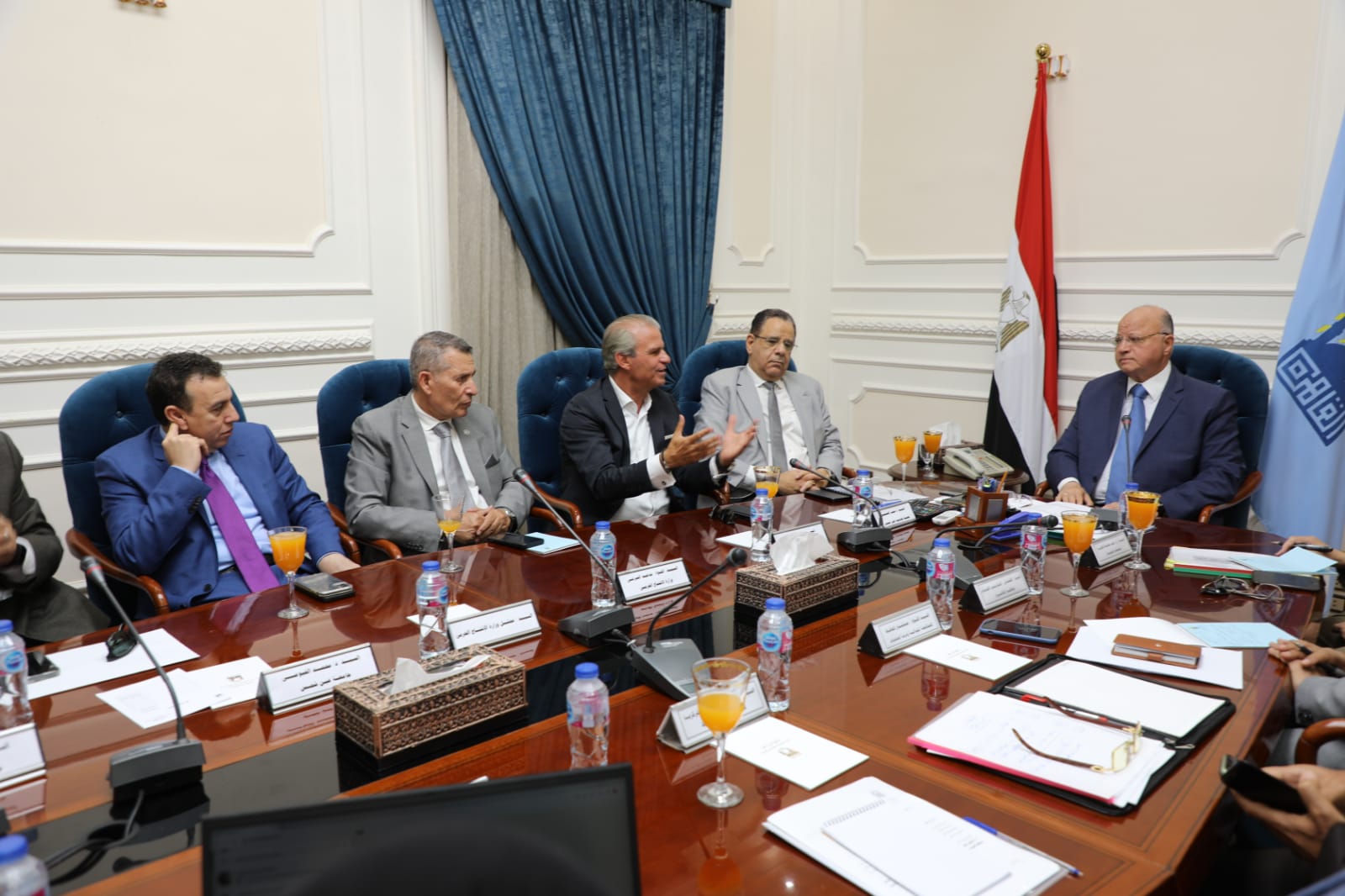 اجتماع محافظ القاهرة