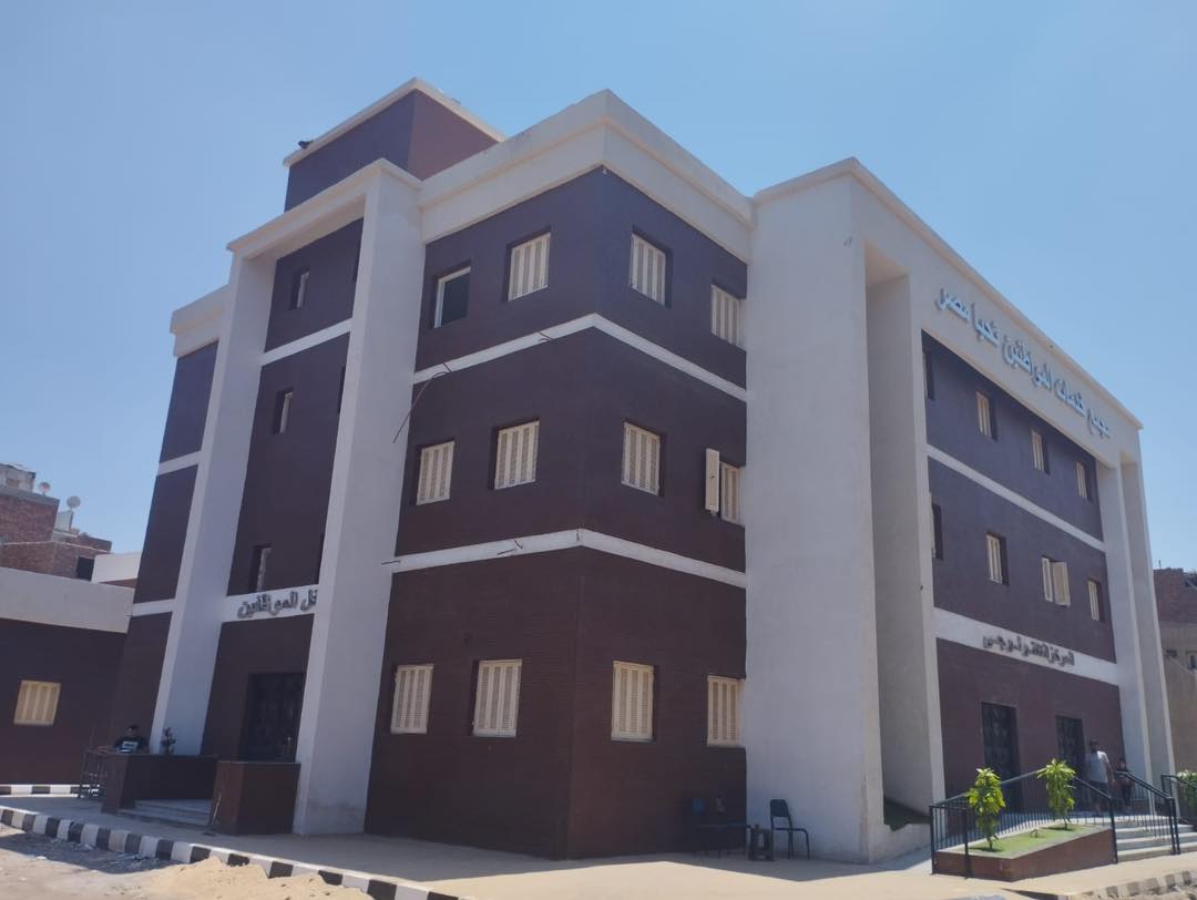 جانب من مجمعات الخدمات جانب من مجمعات الخدمات