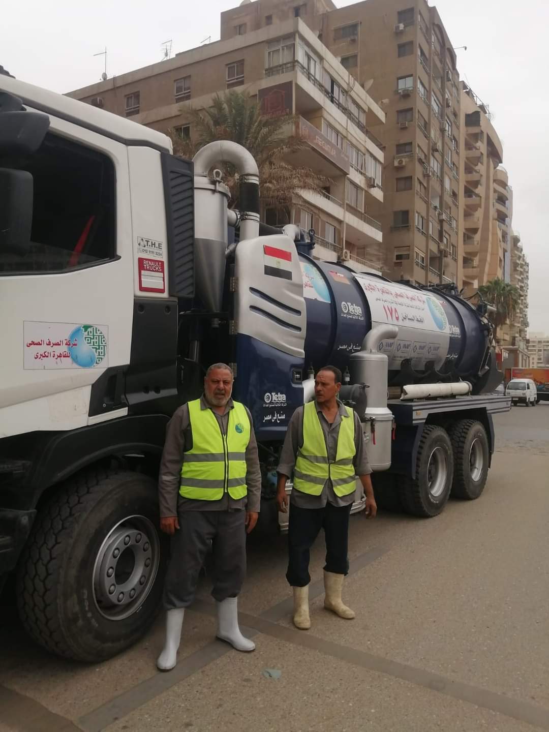 محافظة القاهرة تنشر معدات شفط المياه 1