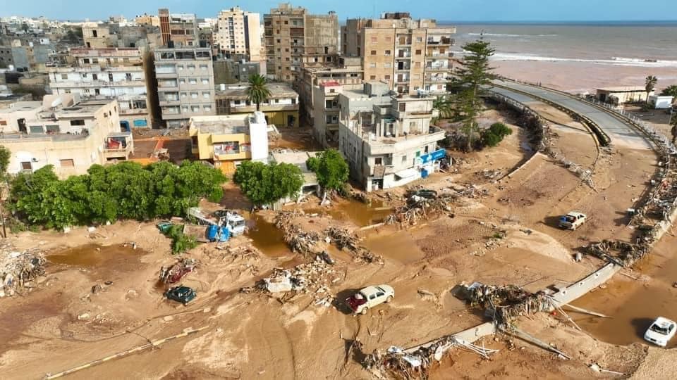 انهيار كوبري آخر في مدينة درنة وتحول المدينة لمنطقة اشباح انهيار كوبري آخر في مدينة درنة وتحول المدينة لمنطقة اشباح
